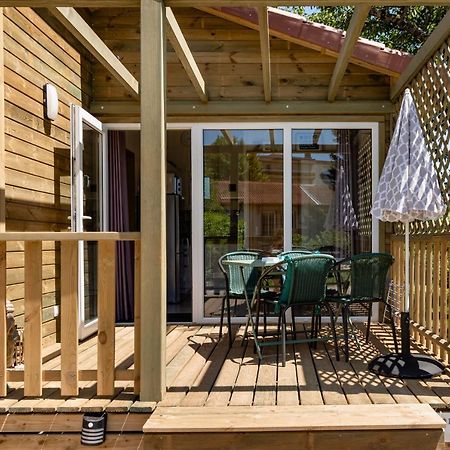 Les Minis Homes Du Bugey - Eco-Lodge Nature ,Un Refuge En Hyper Centre アンベリュー・アン・ビュジェイ エクステリア 写真